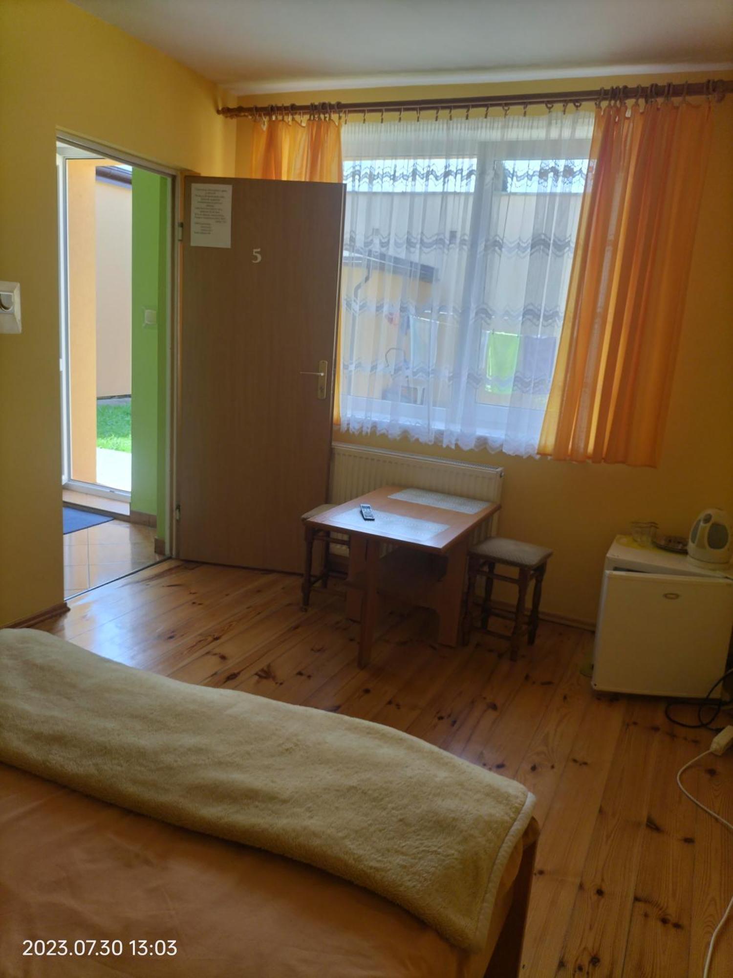 Pokoje Goscinne U Basi Mielno  Kamer foto